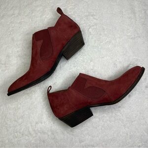 NWOT Lucky Brand Joelle Ankle Boots Women’s 7 Red Nubuck Leather Heeled Booties